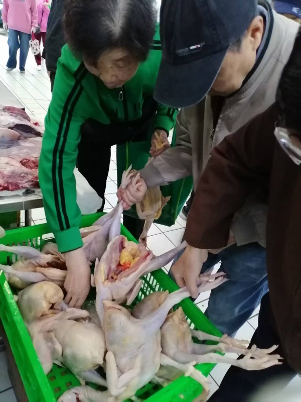 天惠超市靖海店：合理调整布局，助力门店销售